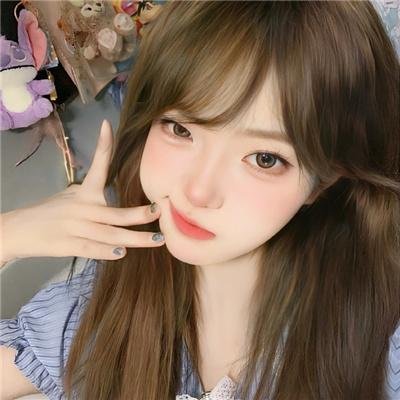 女孩闺房
